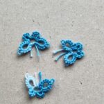 Drei blaue Schmetterlinge in Occhitechnik gearbeitet